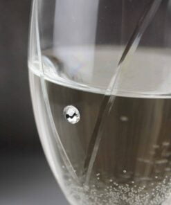 Personalised Hand Cut Mr & Mrs Pair of Flutes with Swarovski Elements in Gift Box