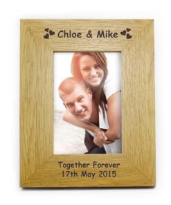 Personalised Hearts 4×6 Oak Finish Photo Frame