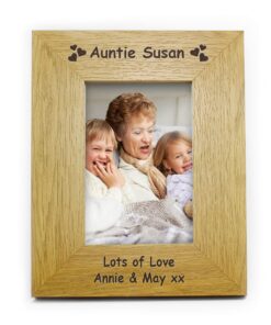 Personalised Hearts 4×6 Oak Finish Photo Frame