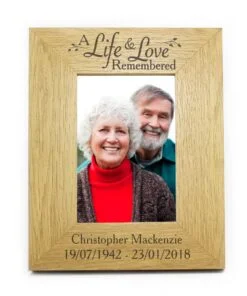 Personalised Life & Love 4×6 Oak Finish Photo Frame