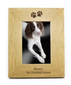 Personalised Oak Finish 4×6 Paw Prints Photo Frame